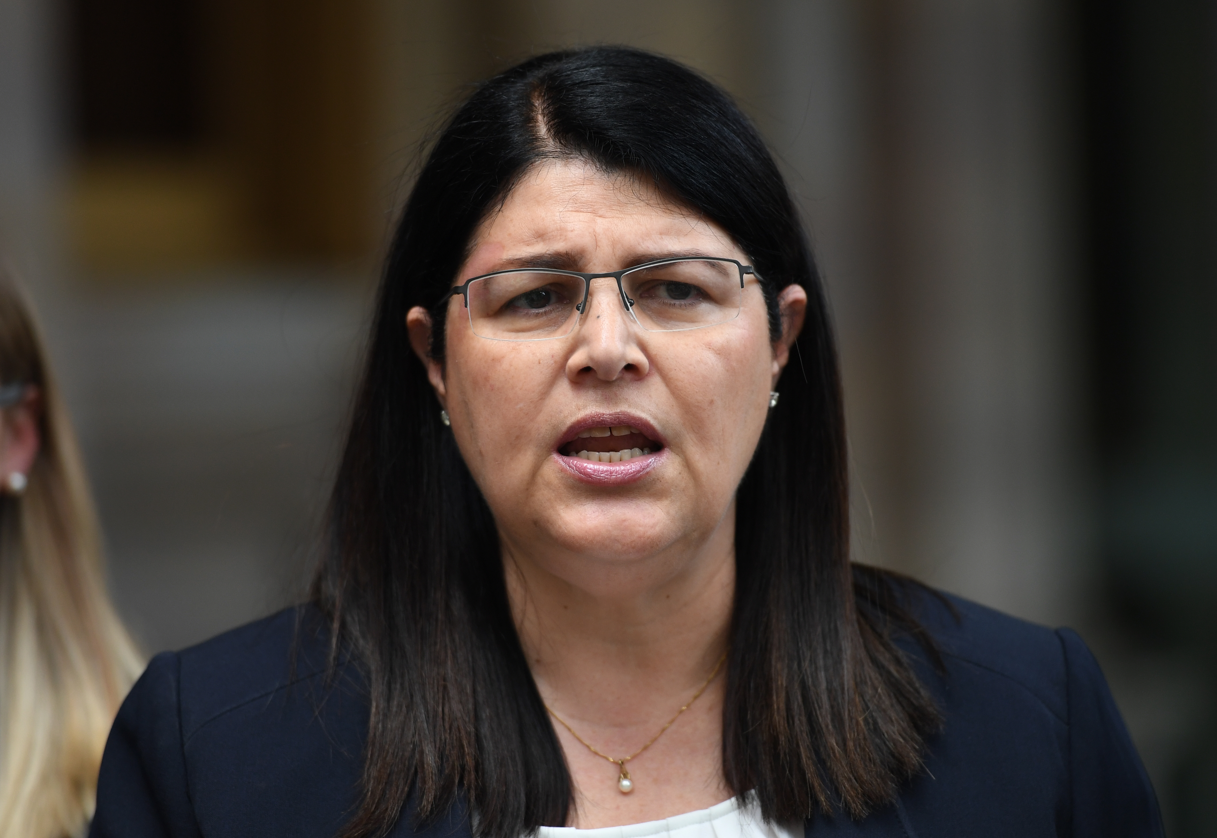 Government's pledge to education 'hollow rhetoric', Qld Minister says ...