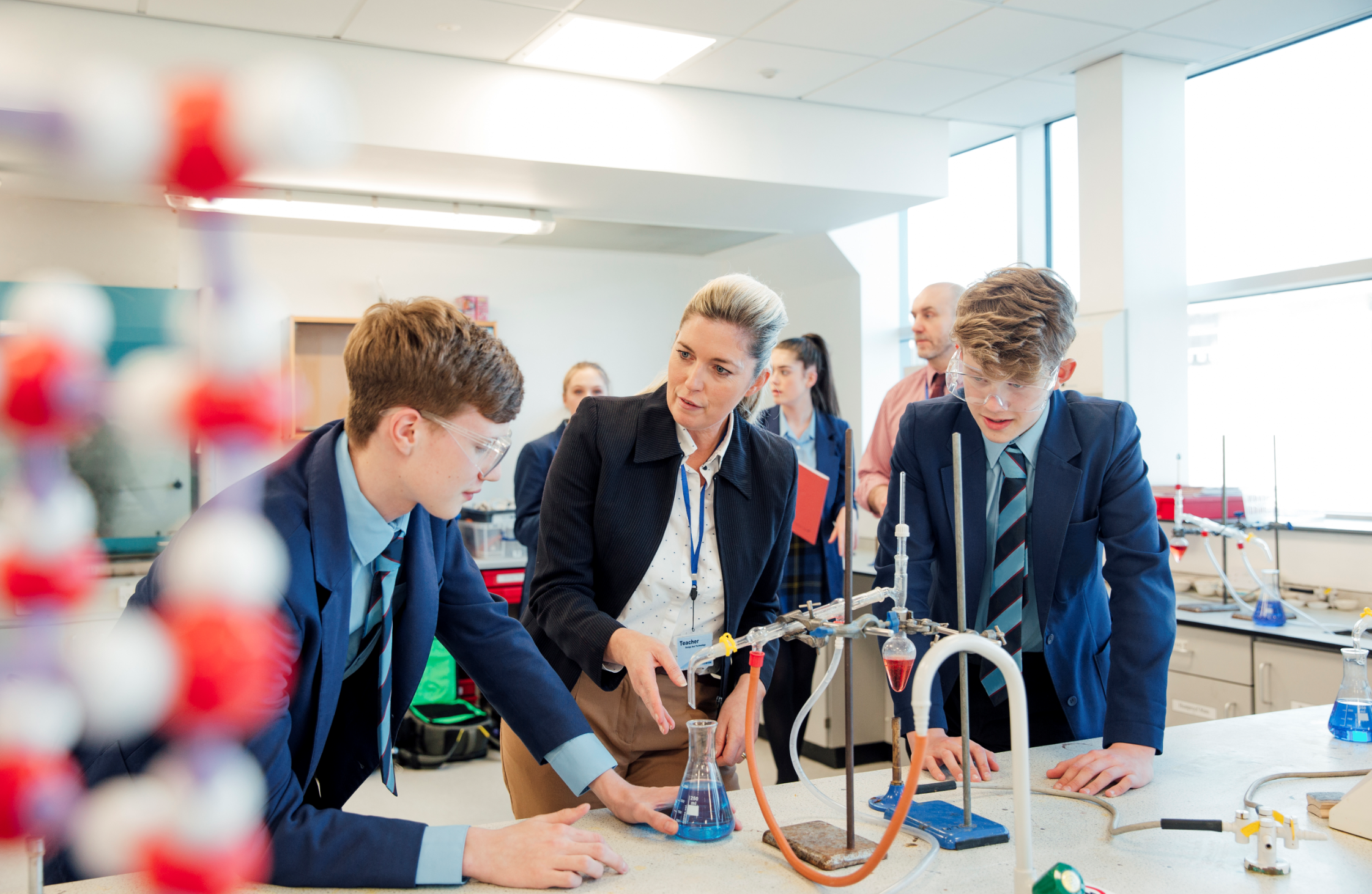‘Shallow and narrow’: Australia’s science curriculum is letting down ...